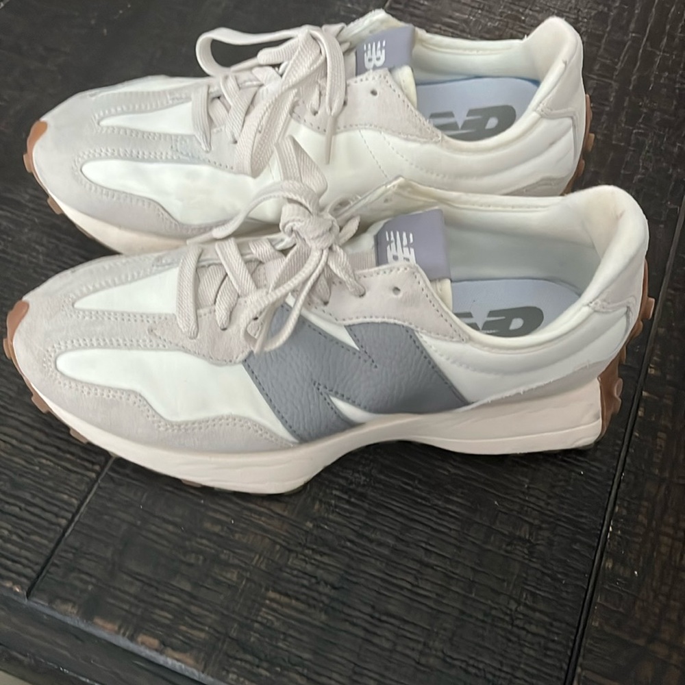 New Balance 327 worn once!